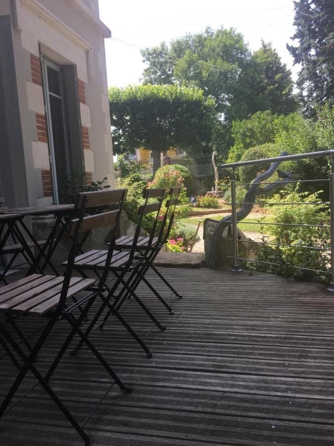 Les Dameraudes Gien Exterior photo